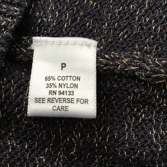 NWT deRoo sweater. - Picture 4 of 5